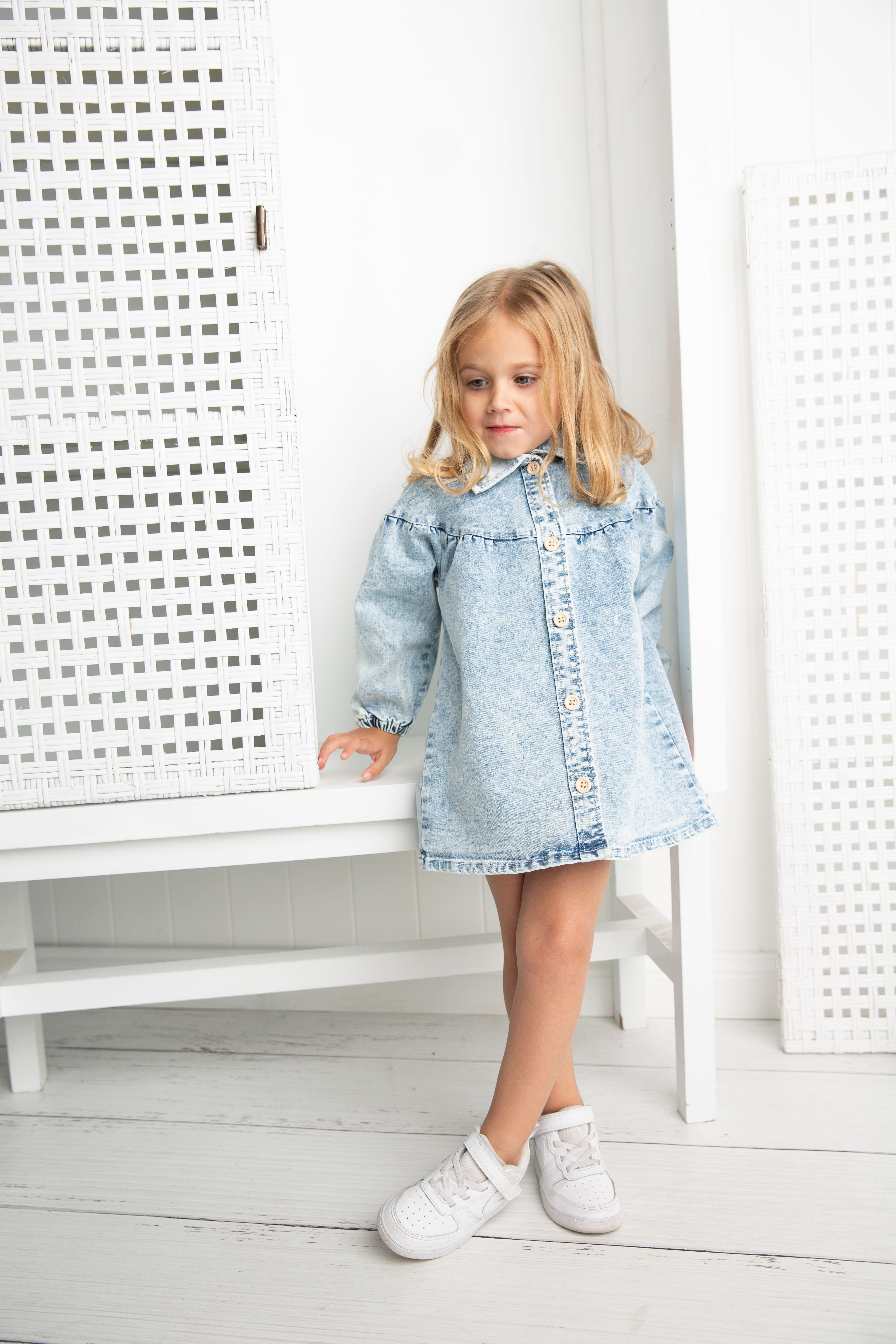harper denim dress The Harper Denim Dress you know and love @Letmetrybeforeyoubuy takes us through the details of our best selling Harper, breaking down everything that makes it a wardrobe favourite. Which colour is