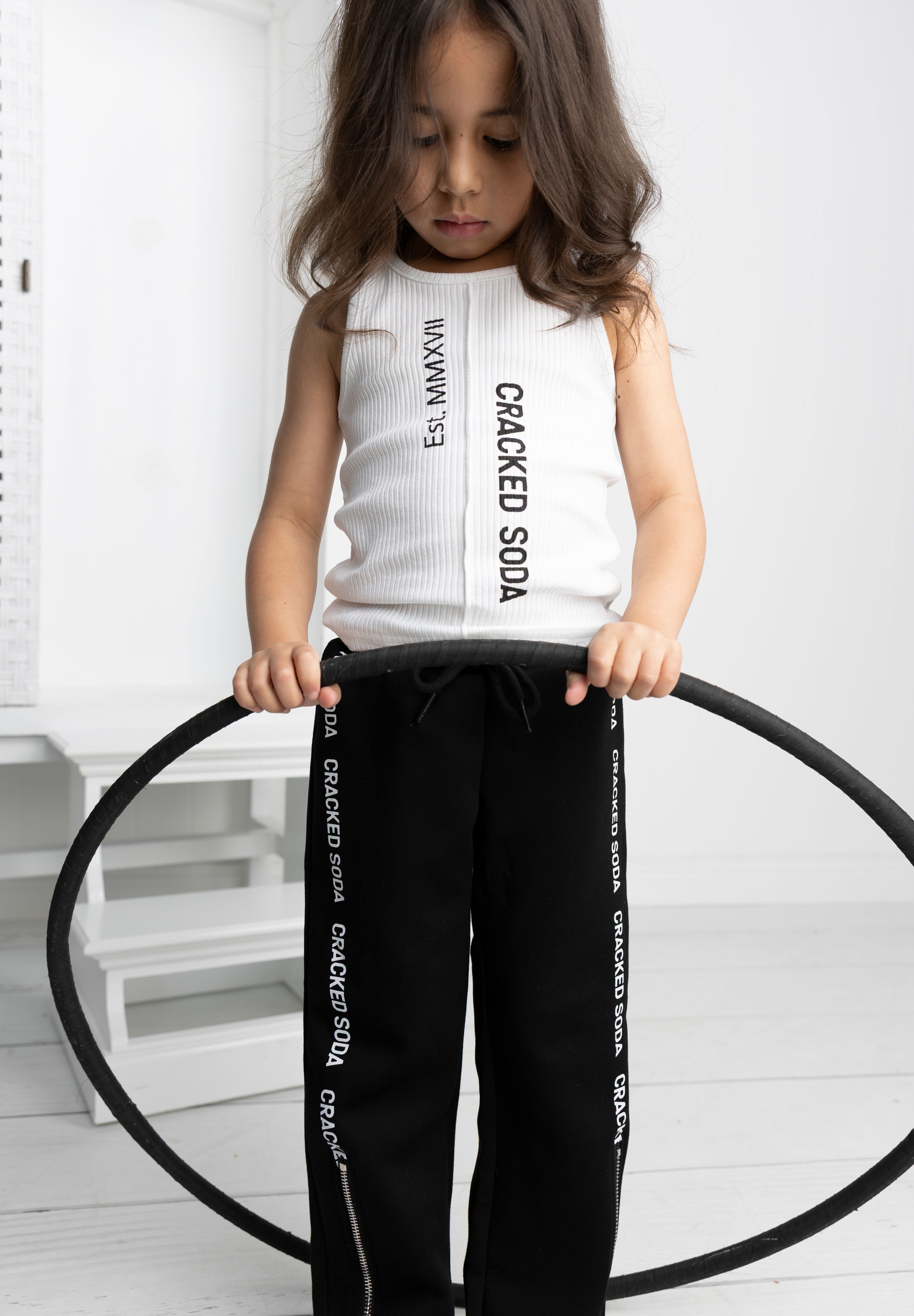 Harper Detailed Pant With Zip - Black-Clothing-Cracked Soda