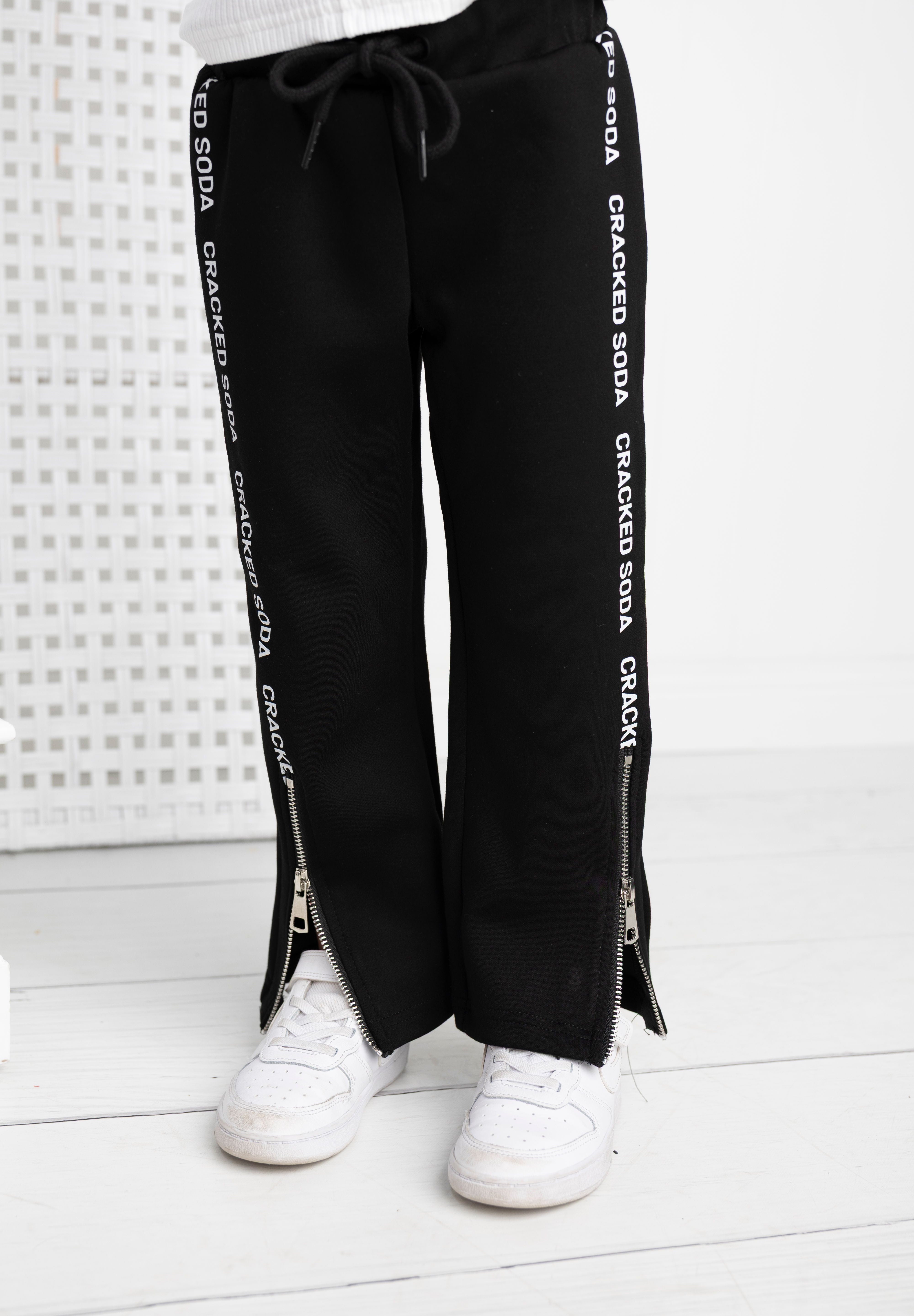 Harper Detailed Pant With Zip - Black-Clothing-Cracked Soda