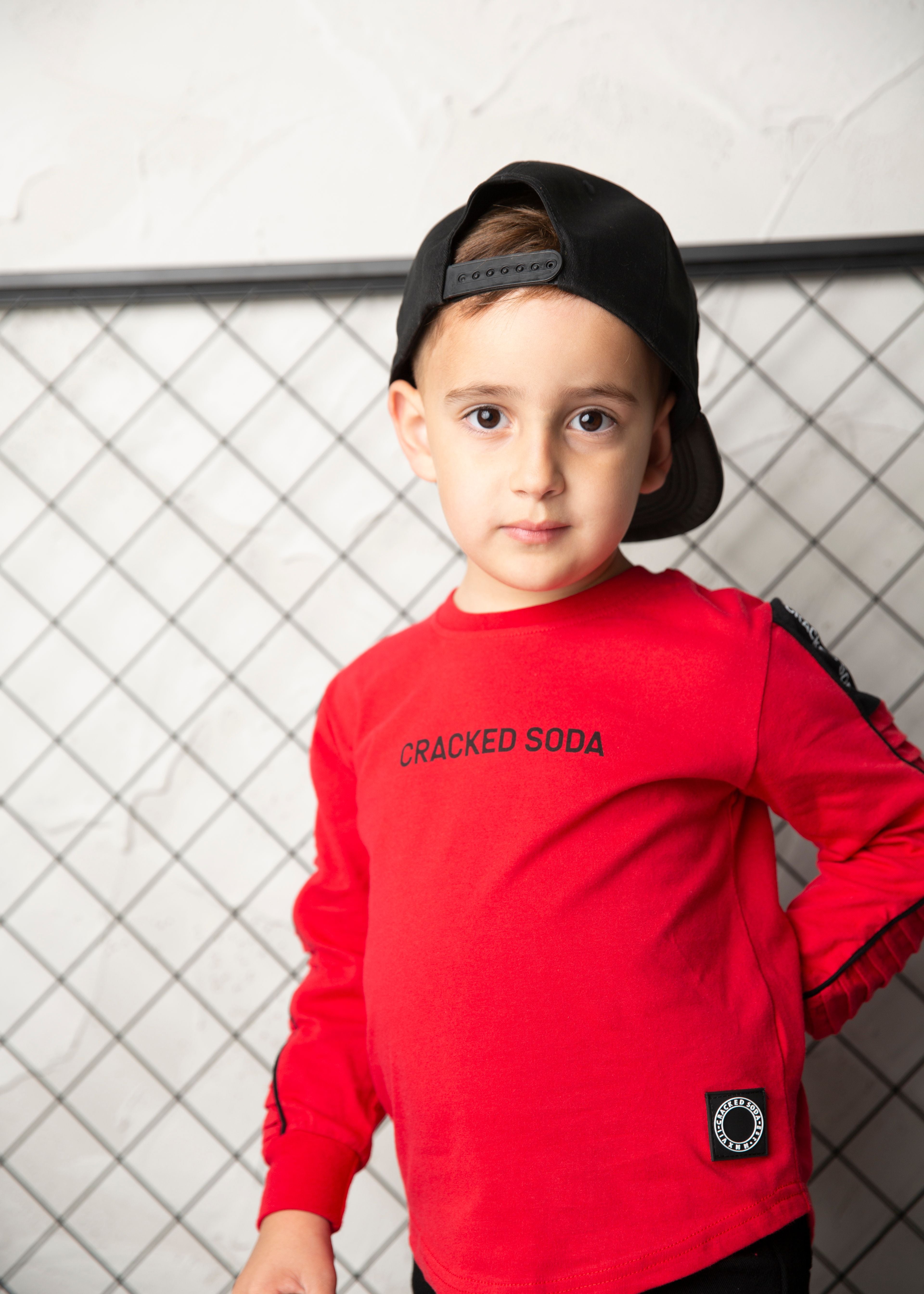 Sammy Detailed Tee - Red-Clothing-Cracked Soda