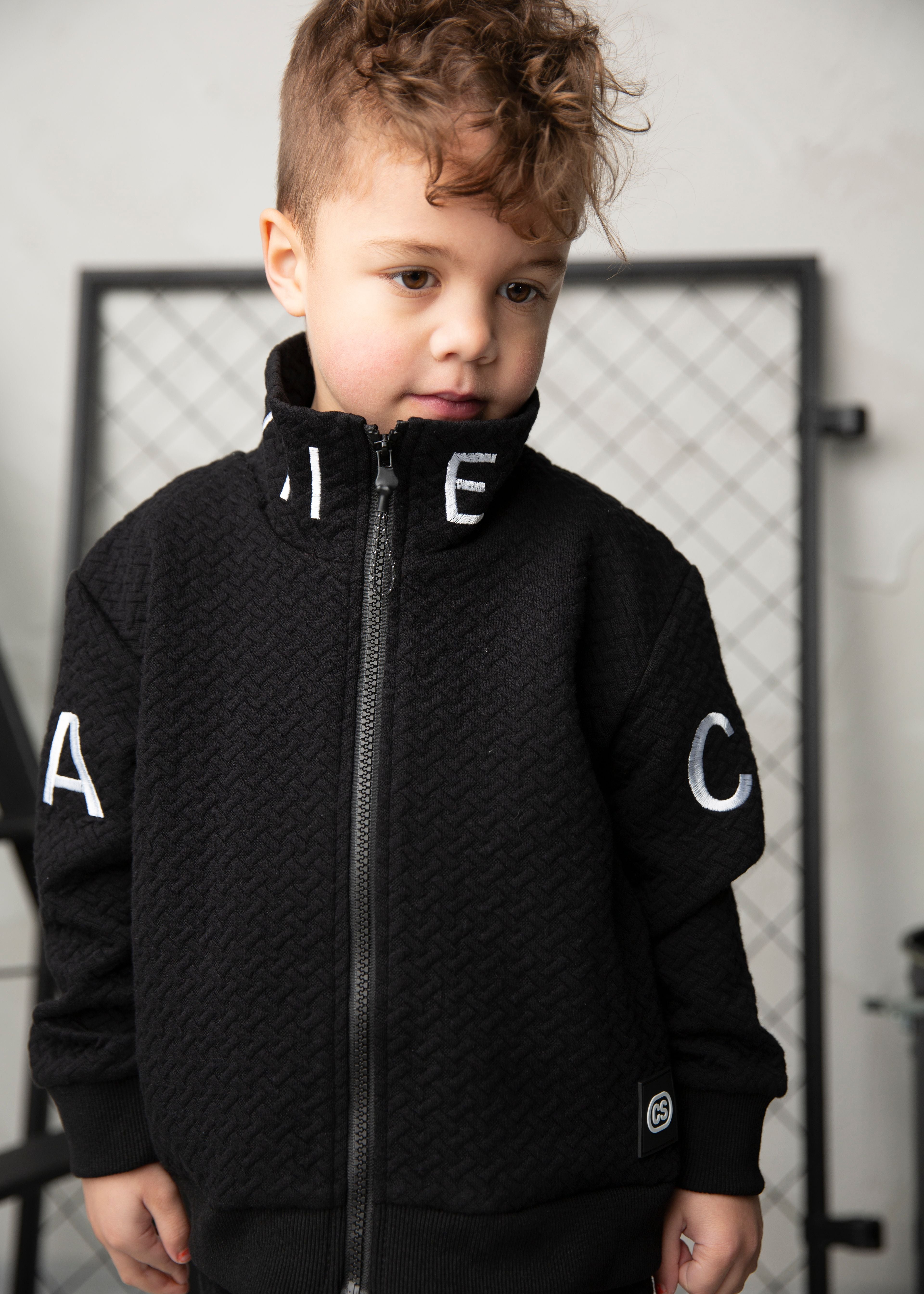 Luca Detailed Neck Zip Crew - Black-Clothing-Cracked Soda