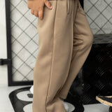 Detailed Sports Pant Walnut