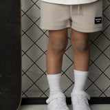 Freddie Essential Short - Pebble