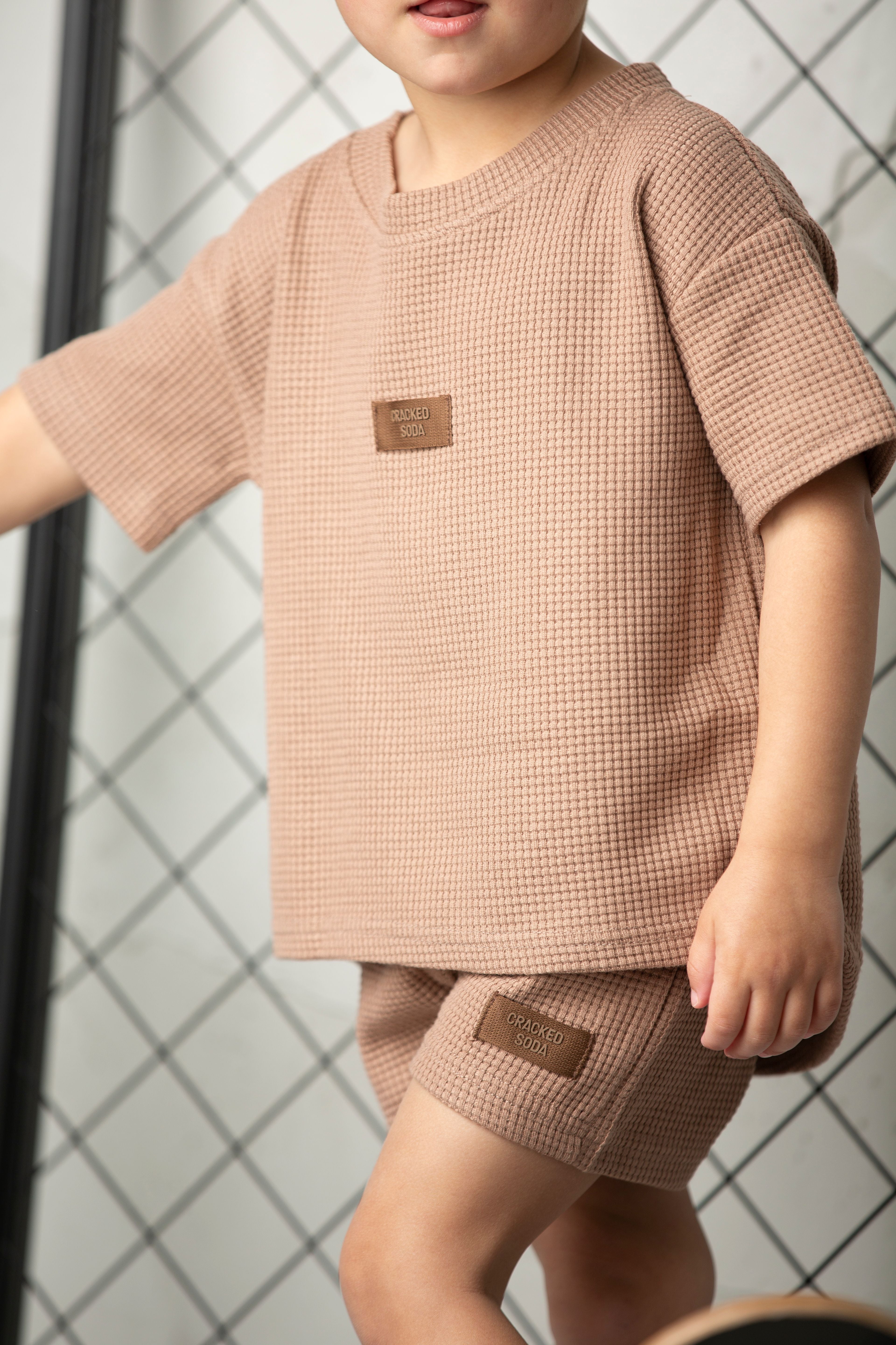Dash Waffle Scoop Tee - Mocha-Clothing-Cracked Soda