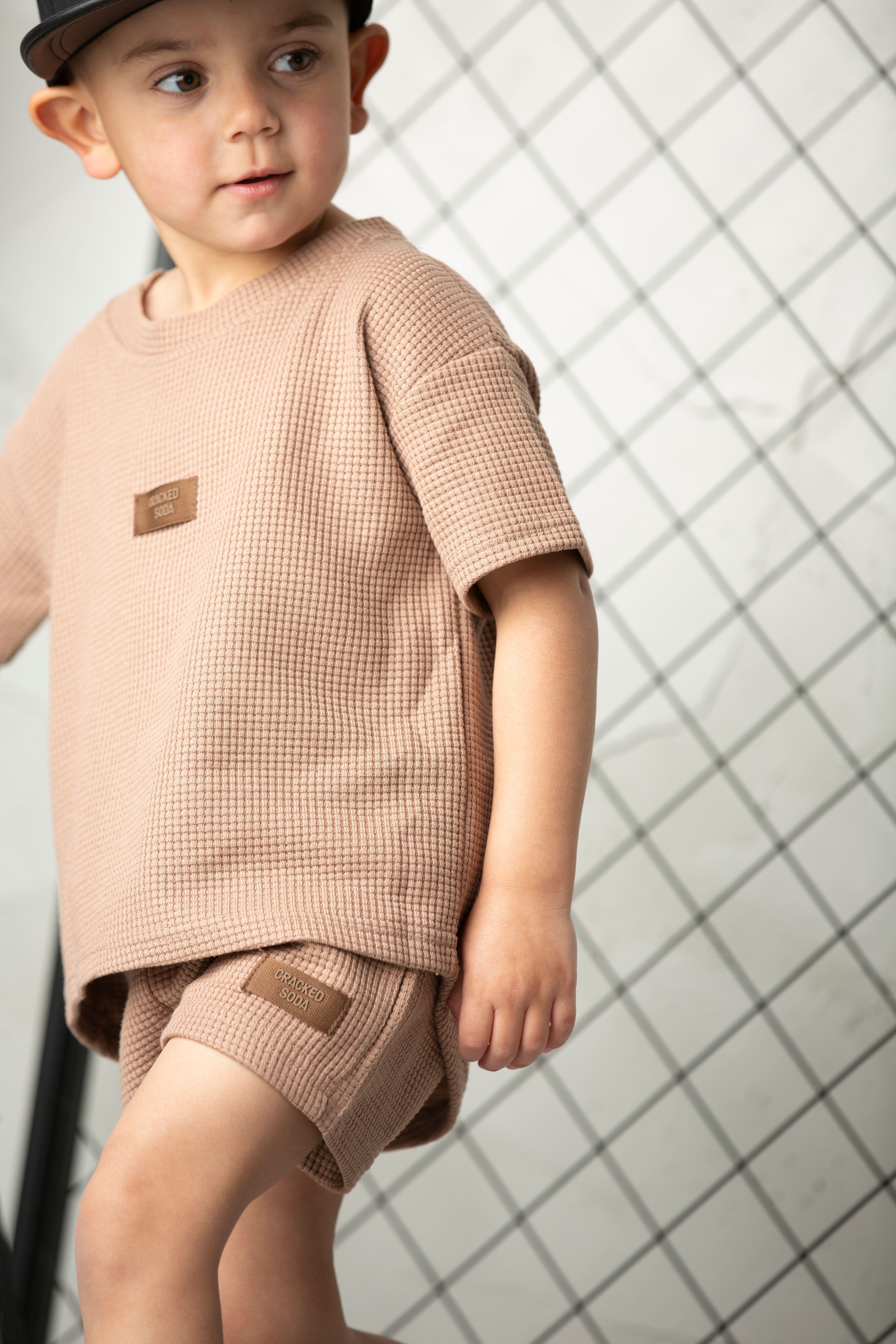 Dash Waffle Scoop Tee - Mocha-Clothing-Cracked Soda