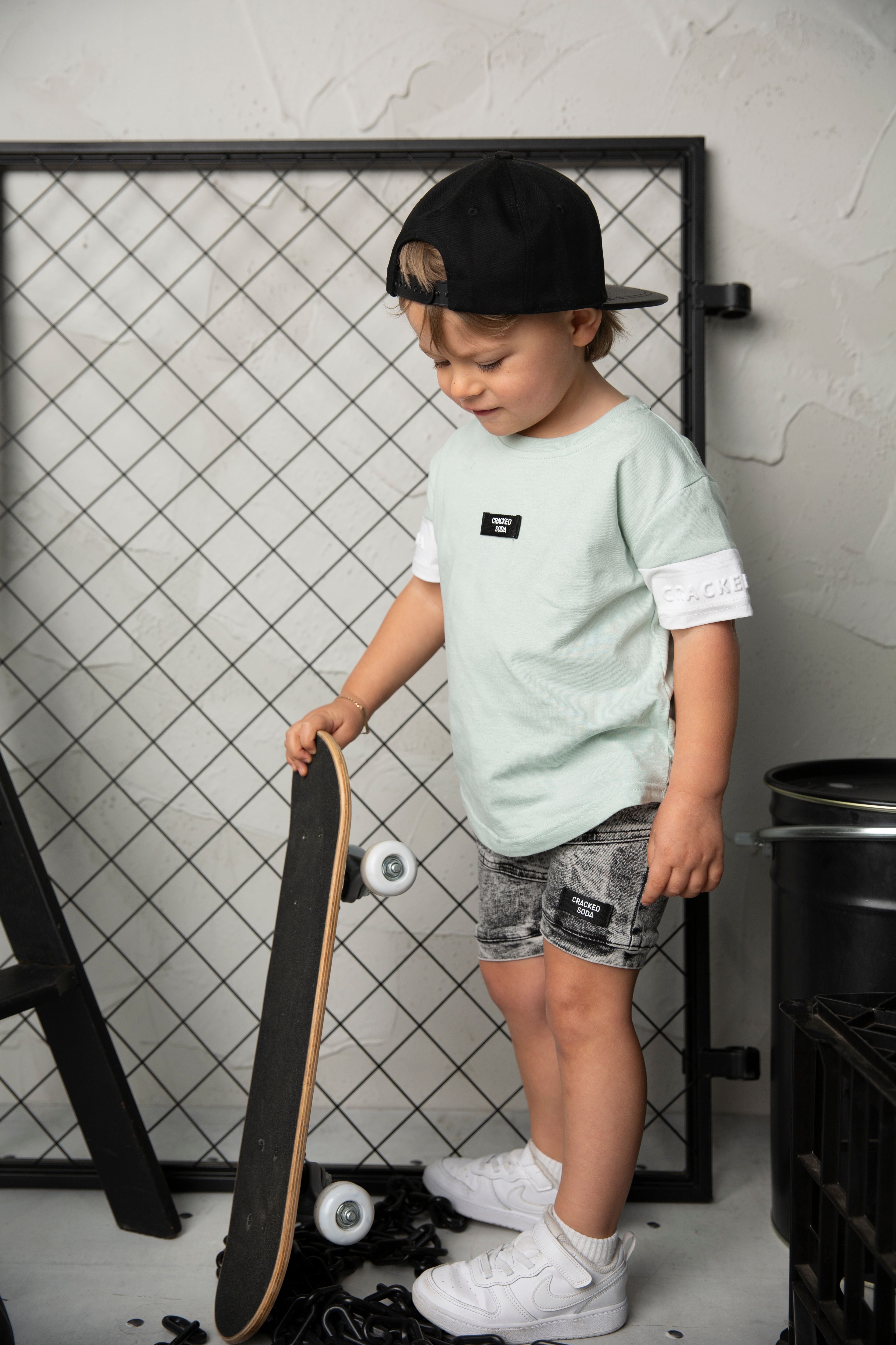 Huck Scoop Tee - Pale Aqua – Cracked Soda