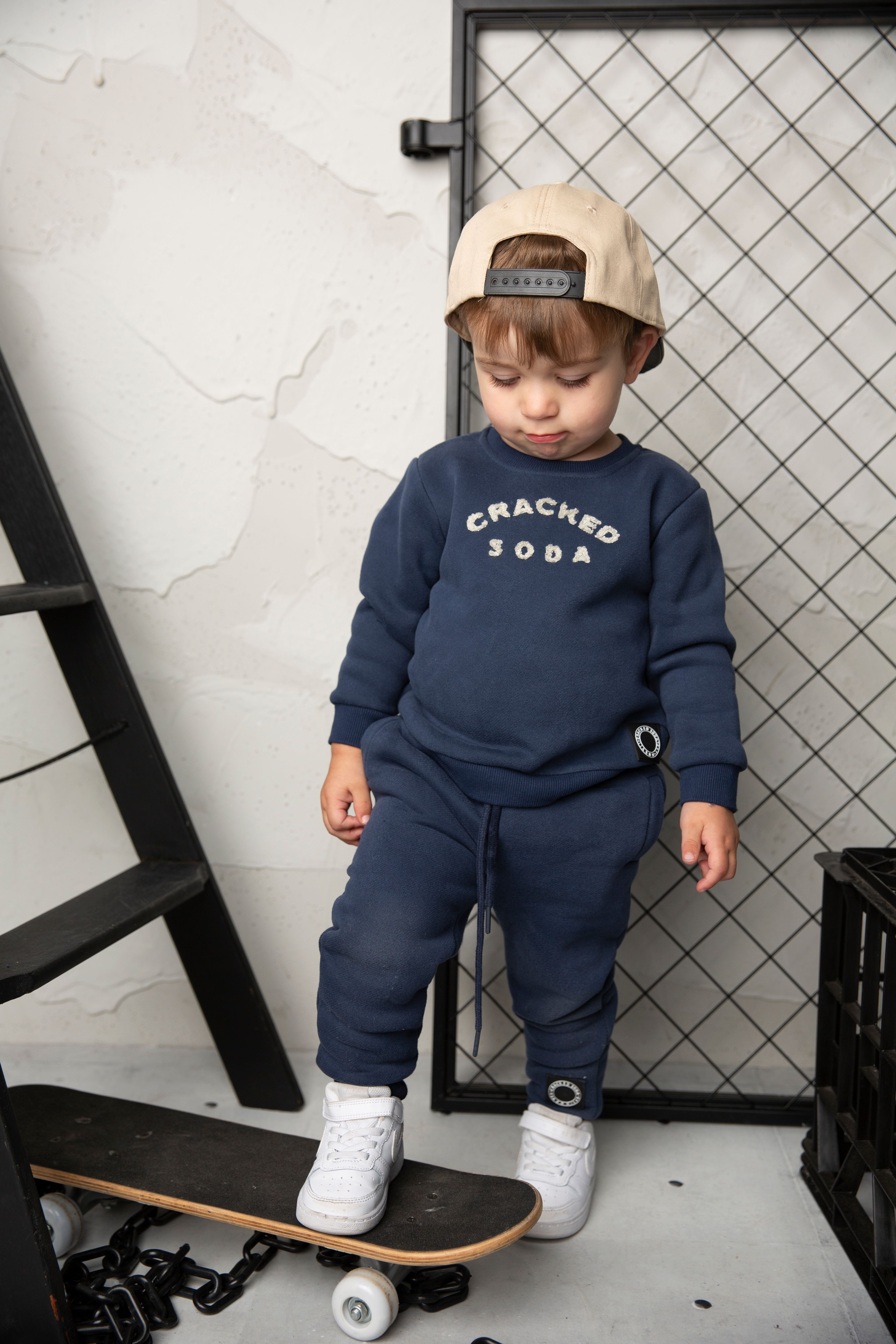 Archie Basic Crew Set - Navy – Cracked Soda